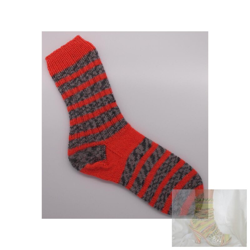 Handgestrickte Socken Gr. 40/41 Stripes grau/orange
