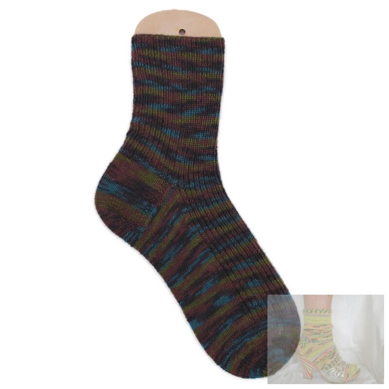 Handgestrickte Socken Retro in Größe 46/47