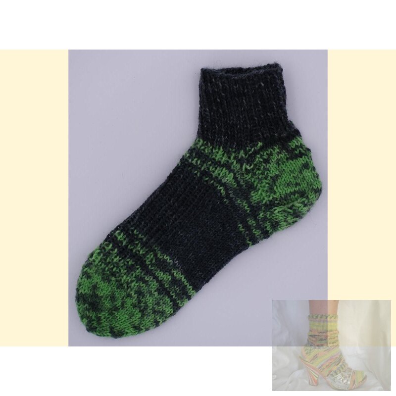 Opal Style - handgestrickte Sneackersocken - Gr. 30/31 in grün